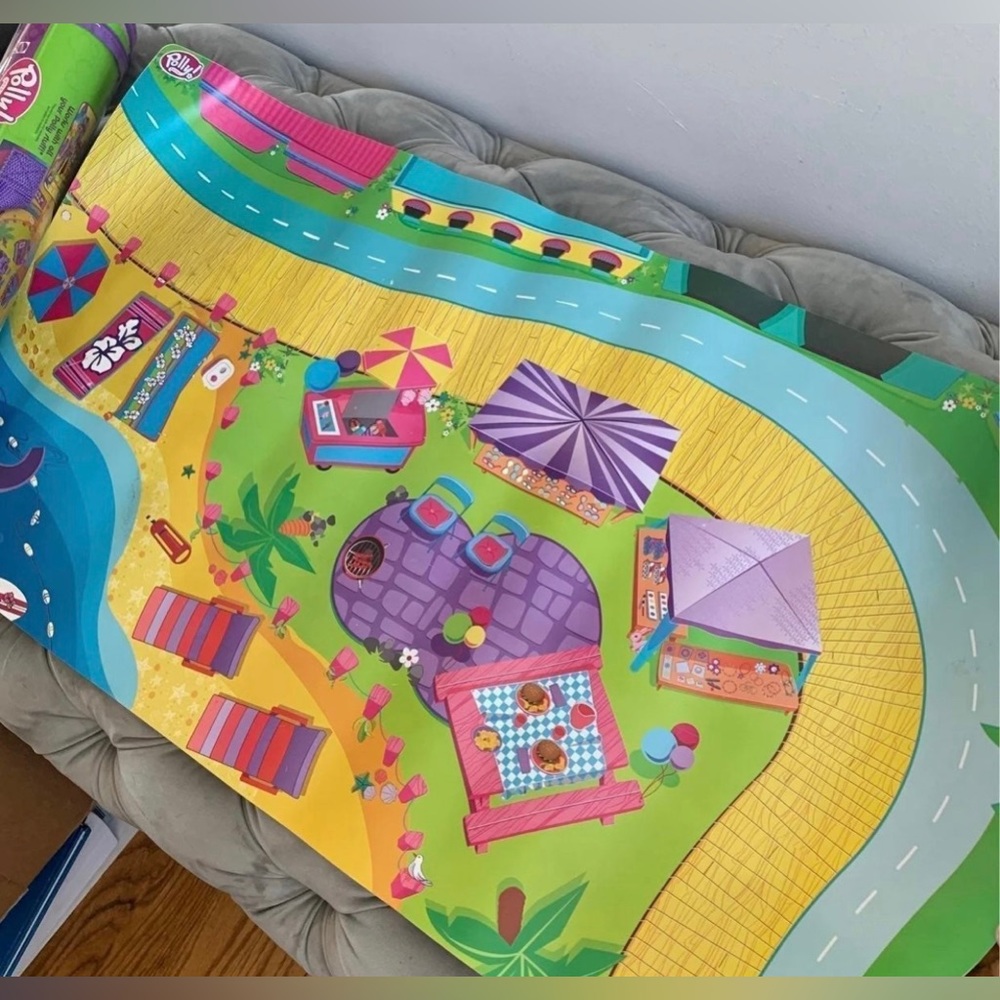 Polly Pocket Play Mat - Picture 5 of 5